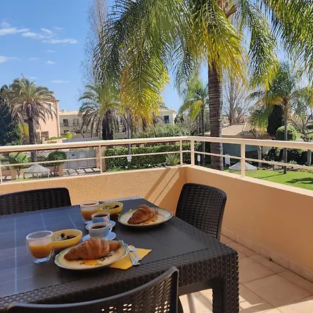 Apartamento Pool & Golf - 2-bed With Beautiful View Quarteira
